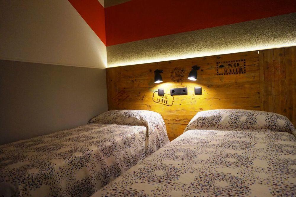 Hostel Far Atocha *